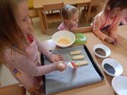 Pečeme ve školce - od zrníčka po rohlík